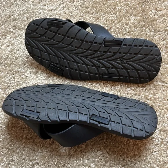 Matt & Nat Vegan Leather Black Sandals - Picture 7 of 7